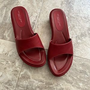 Kenneth Cole all leather womens wedge